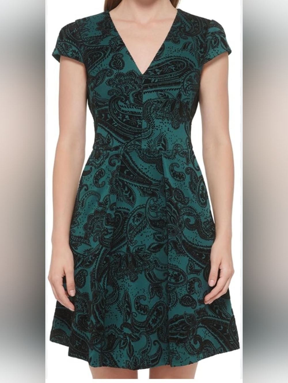 Vince Camuto Green with Black Velvet Paisley Print Dress size 10